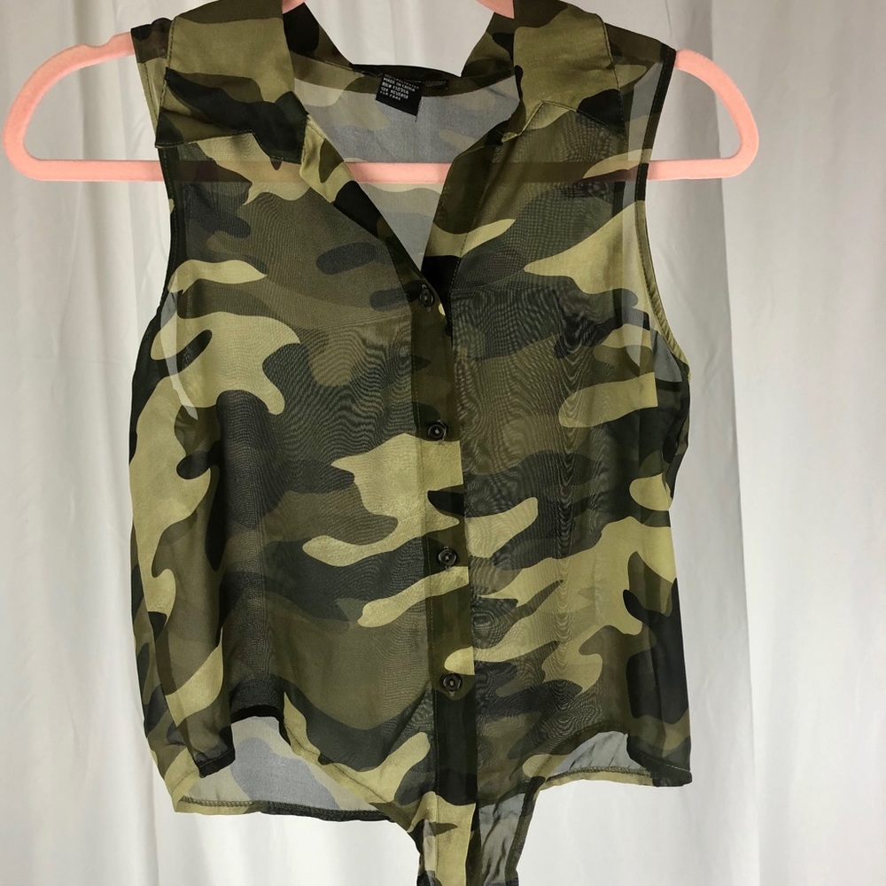 Sheer camo front tie top.